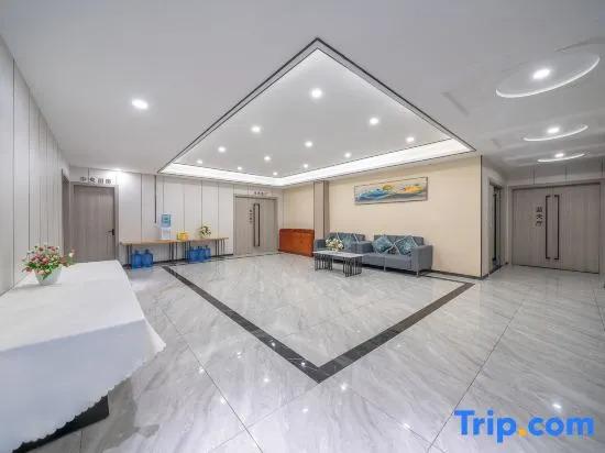 Лючжоу: World Crown Hotel Liuzhou