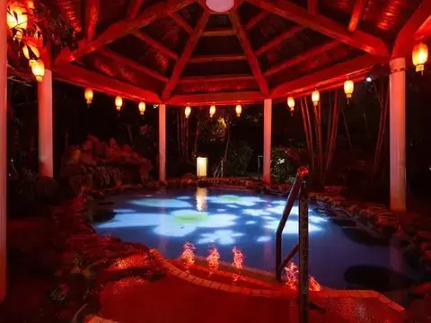 Цзиньюань: Xinyinzhan Hot Spring Holiday Resort