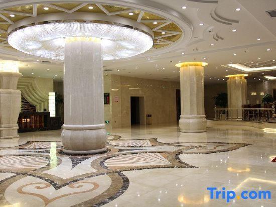 Тунляо: Xinlei Hotel