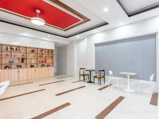 Наньчан: Nanchang Yiman Hotel (Qingshan Lake Wanda Plaza store)