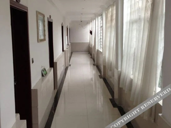 Ляньюньган: Yiju Garden Hotel (Lianyungang Yanhe Alley)