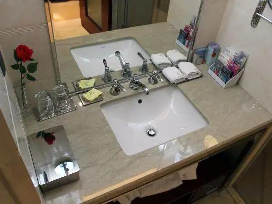 Яньчэн: Yancheng Five Star International Hotel