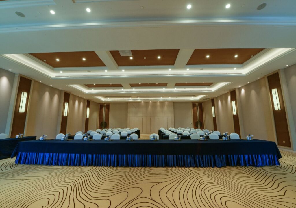 Санья: Grand New Century Hotel