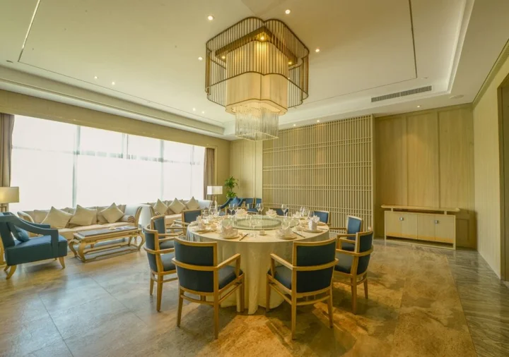 Санья: Grand New Century Hotel