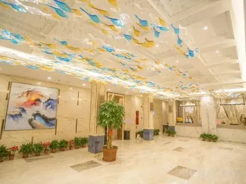 Фучжоу: HanTing Premium (Fuzhou Haixia C&E Center Hulu Zhen Subway Station)