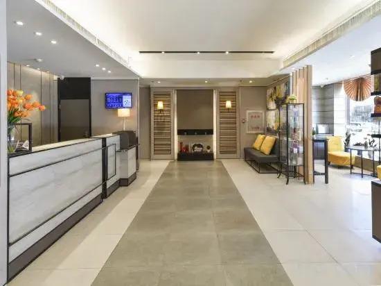 Шэньян: Homeinn Plus Hotel (Shenyang Railway Station East Square Subway Station)