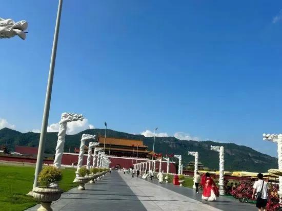 Дунъян: Mifeng Boutique Hotel (Hengdian World Studios Branch)