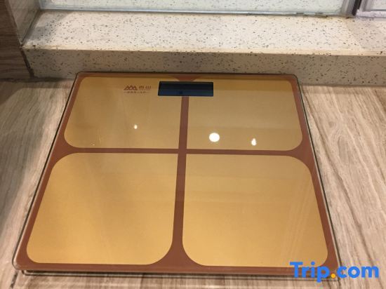 Ичан: Yijin Meiyi Hotel (Yichang Binjiang Park CBD Shopping Center)