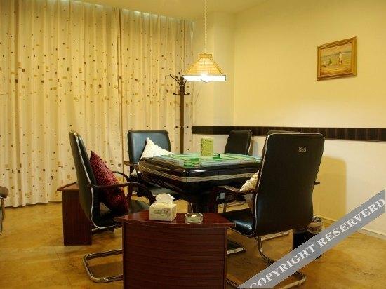 Шаоксинг: Shengzhou Bosenfengshang Hotel