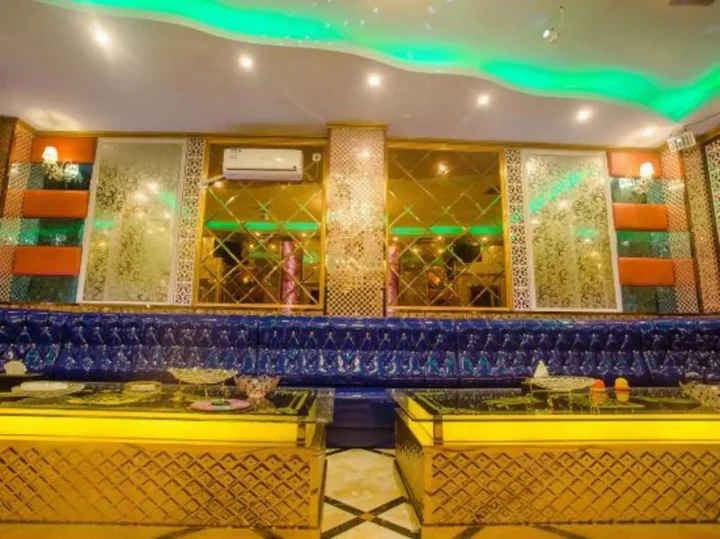 Яань: Ruixinju Hotel