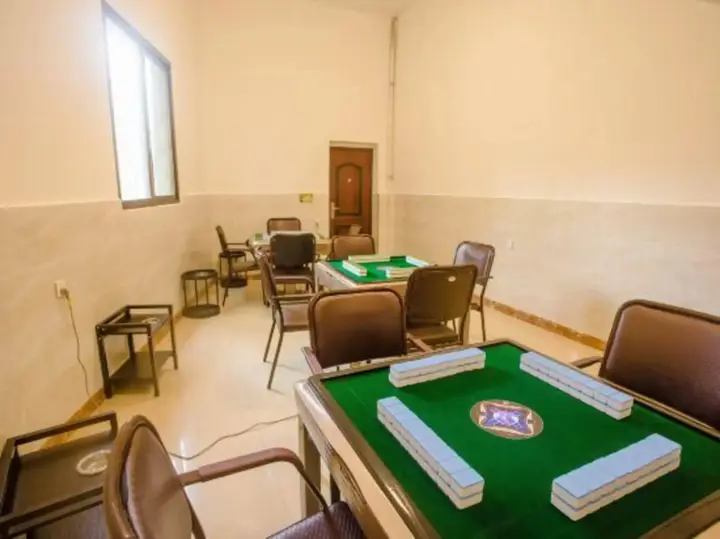 Яань: Ruixinju Hotel