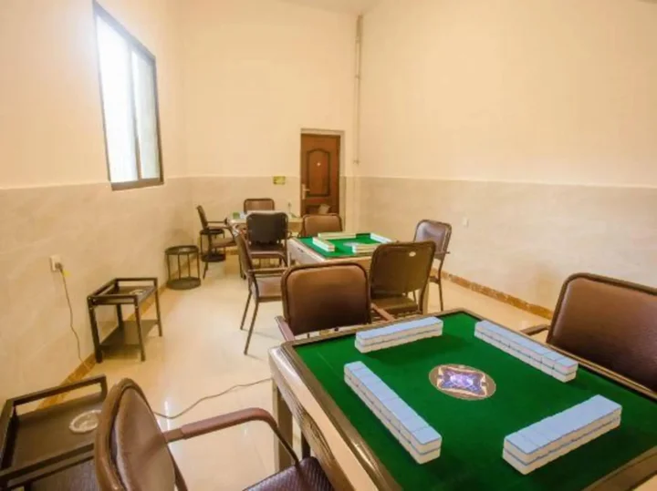 Яань: Ruixinju Hotel