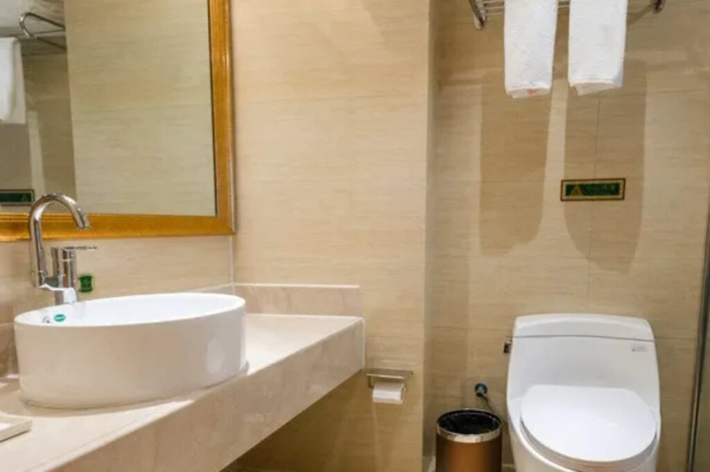 Ухань: Vienna Hotel (Wuhan Central China Normal University, Huquan Metro Station)