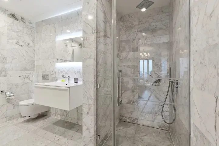 Москва: Oko Subra 3308