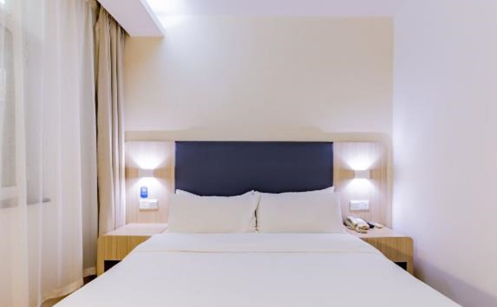 carousel image 1