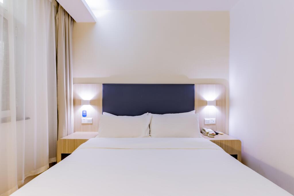 Хух-Хото: Hanting Hotel (Hohhot Manduhai Park)