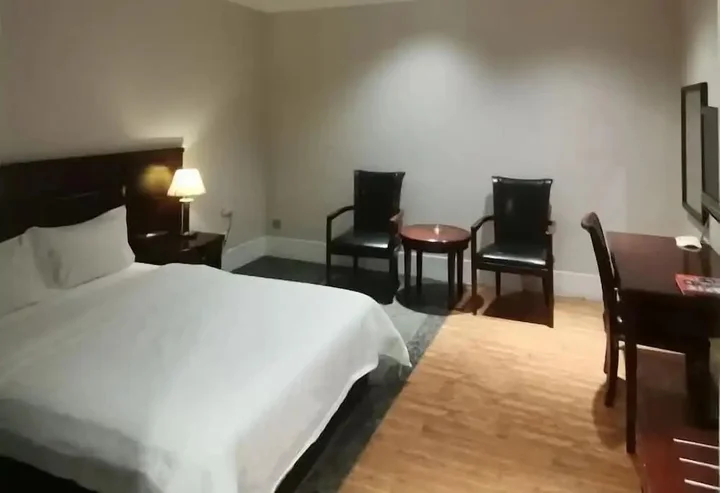 Джиангме: Huangguang Holiday Hotel