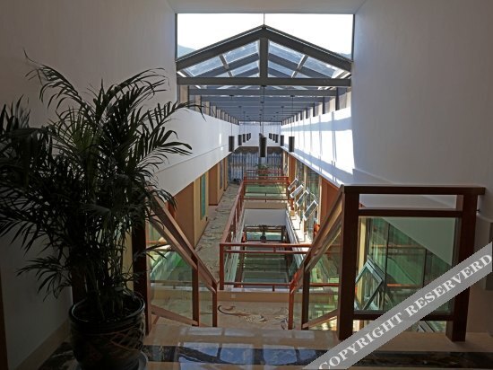 Цюйцзин: Huize Pusu Hotel