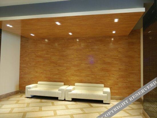 Чжанъе: Ruina Hotel