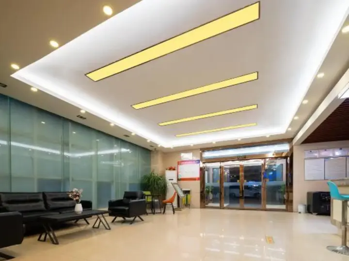 Ухань: Xinruitai Business Hotel