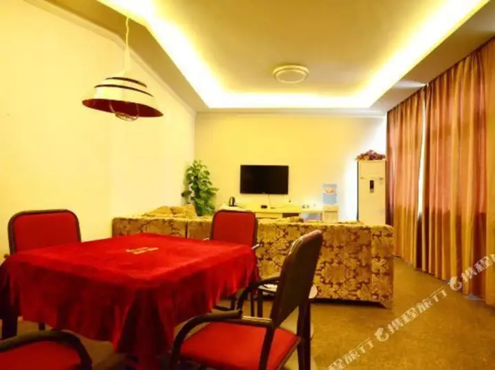 carousel image 0