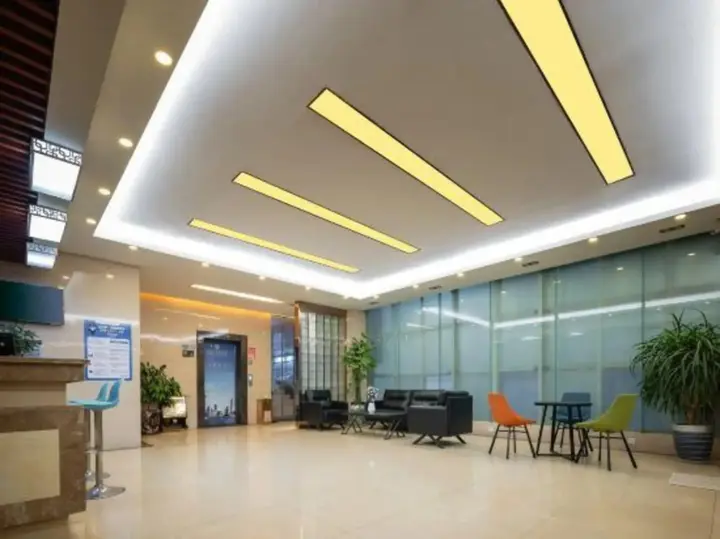 Ухань: Xinruitai Business Hotel