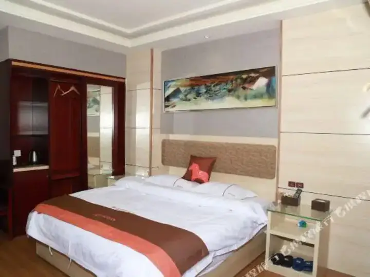 Chenghu Theme Hotel — фото 1