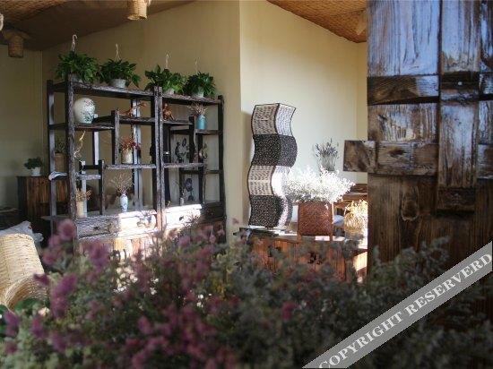 Юйси: Buyi Hotel