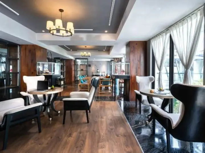 Дали: Guman Hotel