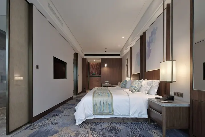 Лоян: Yading Peninsula Hotel