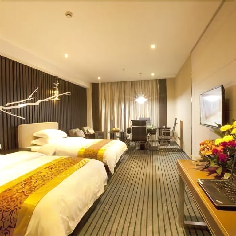 Джиангме: Jiangmen Charming Hotel