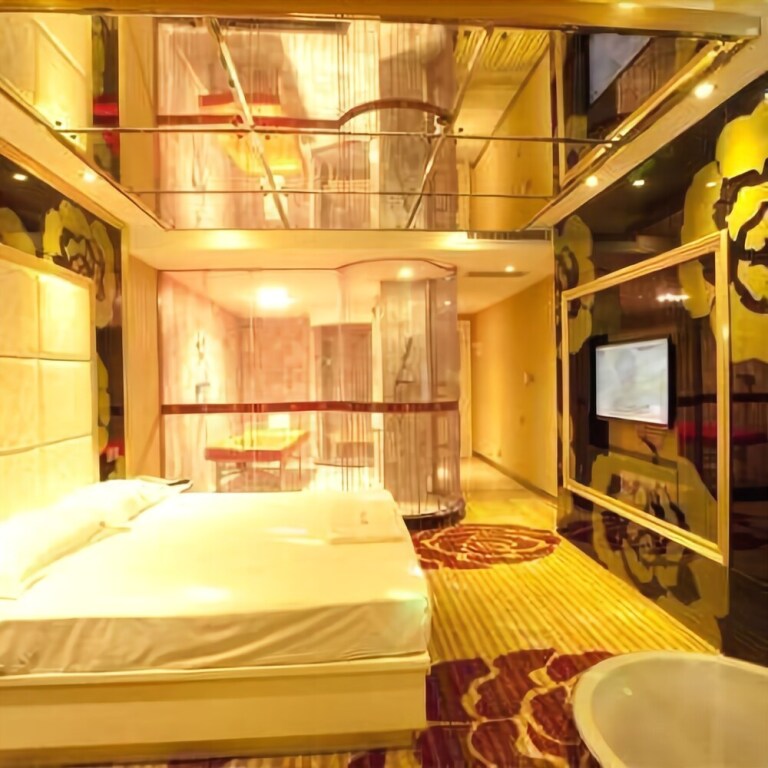 Джиангме: Jiangmen Charming Hotel