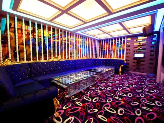 Вэйнань: Jinrong Hotel