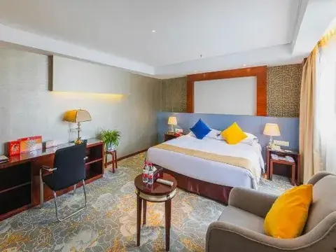 Цзуньи: New Joy Hotel (Internatial Trade Spring Department Store Shopping)