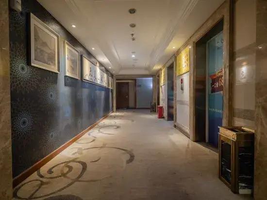 Чунцин: Tianyi Hotel (Chongqing Auto Expo Center Jinyu Subway Station Branch)