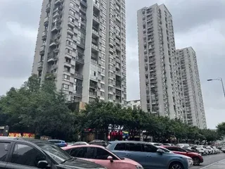 Чунцин: Tianyi Hotel (Chongqing Auto Expo Center Jinyu Subway Station Branch)