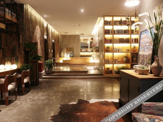 carousel image 3