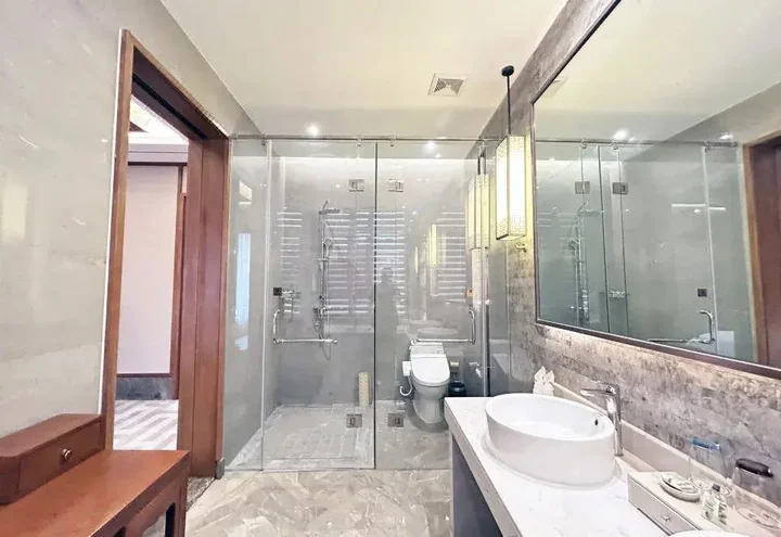 Баодин: Holiday Inn Wuyuan Huazhong