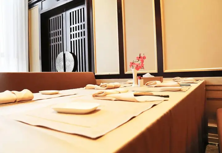 Баодин: Holiday Inn Wuyuan Huazhong