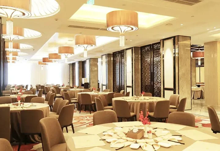 Баодин: Holiday Inn Wuyuan Huazhong