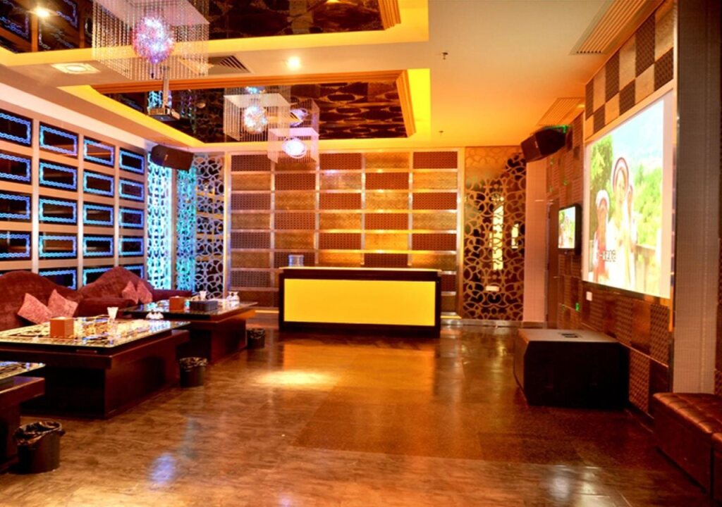 Шаогуань: Shaoguan Palace International Resorts