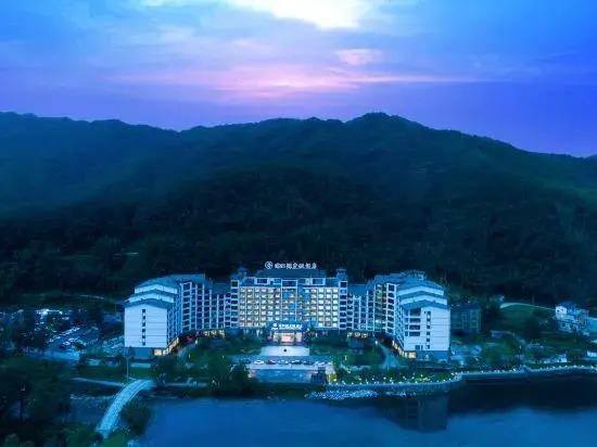 Гуйлинь: Lijiang Source Resort Hotel