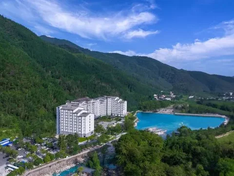 Гуйлинь: Lijiang Source Resort Hotel