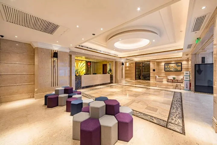 Чунцин: Rezen Kingtown Hotel (Chongqing Liangping)