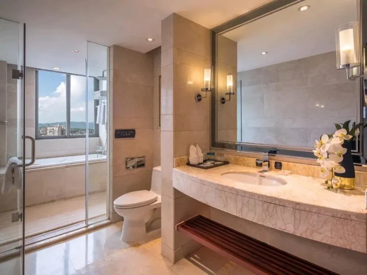 Чунцин: Rezen Kingtown Hotel (Chongqing Liangping)