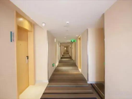 Ичан: City Comfort Inn Hotel (Yichang China Three Gorges University Shuiyuecheng Shopping Mall)