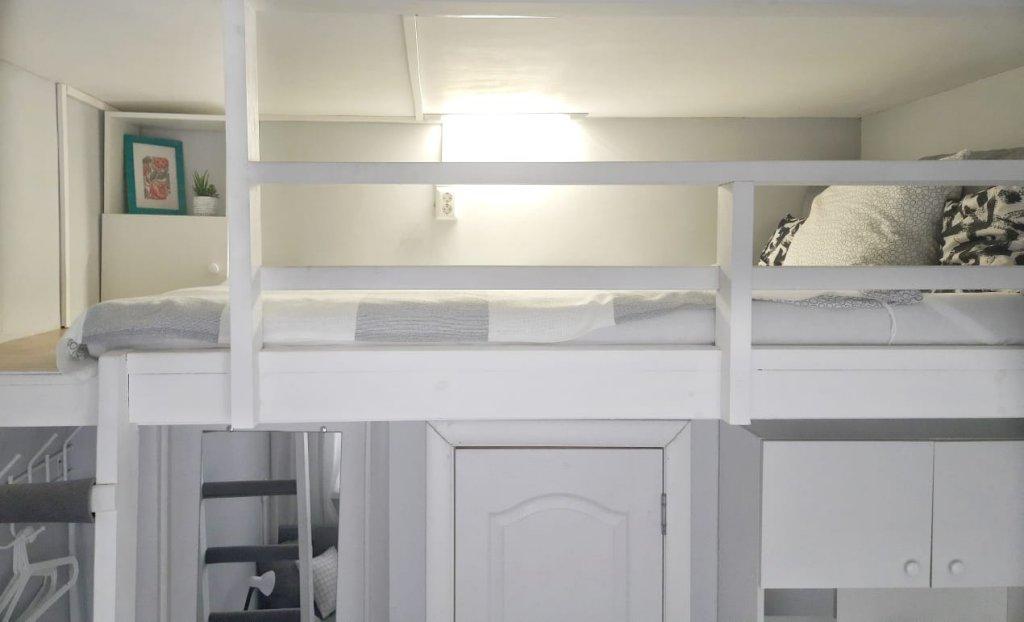Москва: Studii U Patriarshih Apartments