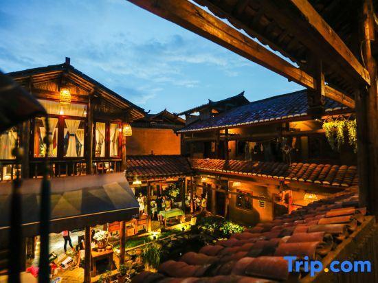 Пучжэхэй: Tung lei small courtyard home
