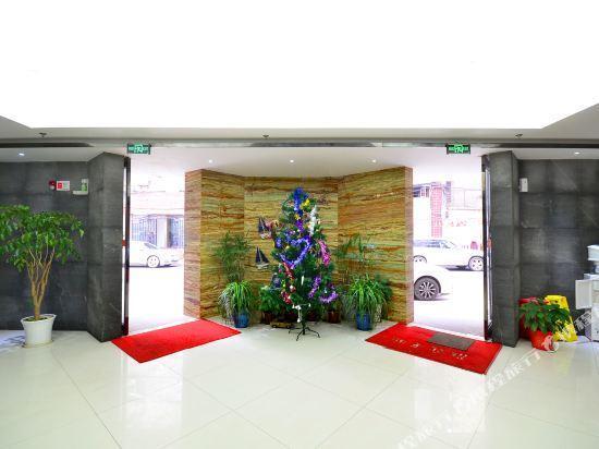 Ухань: Weidu International Youth Hotel