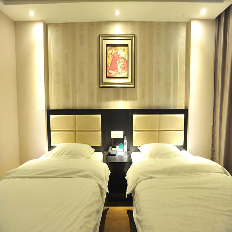 Ухань: Weidu International Youth Hotel